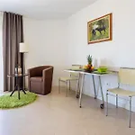 Keti Pool & Wellness Splitska