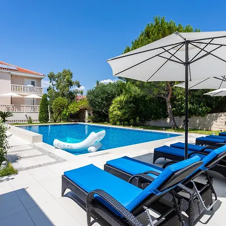 Apartment Keti Pool & Wellness