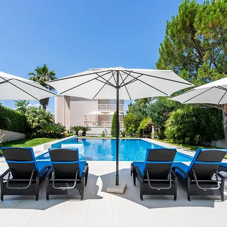 Apartment Keti Pool & Wellness Splitska