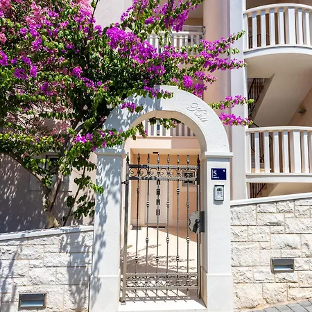 Apartment Keti Pool & Wellness *