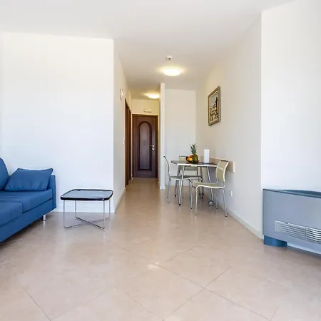 Keti Pool & Wellness Splitska