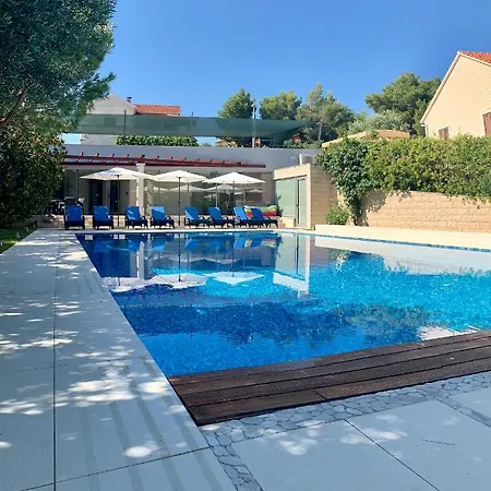 Apartment Keti Pool & Wellness Splitska