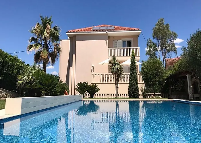 Keti Pool & Wellness Lejlighed