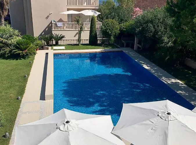 Appartement Keti Pool & Wellness Splitska