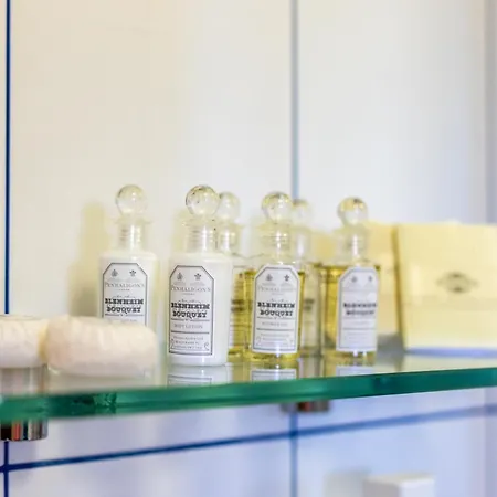 Keti Pool & Wellness アパート