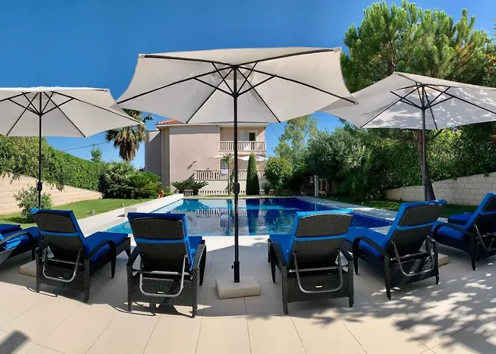 Keti Pool & Wellness Daire Splitska