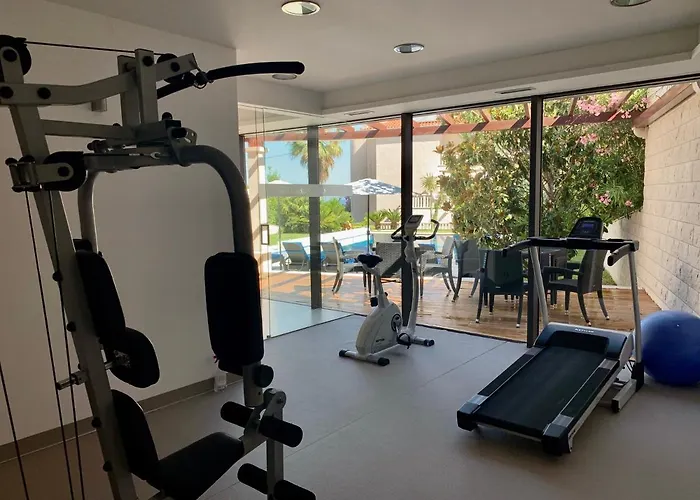 Keti Pool & Wellness * Splitska